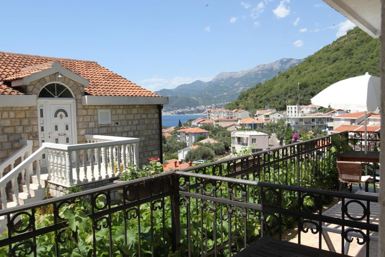 Apartments Muhar Sveti Stefan Exteriér fotografie