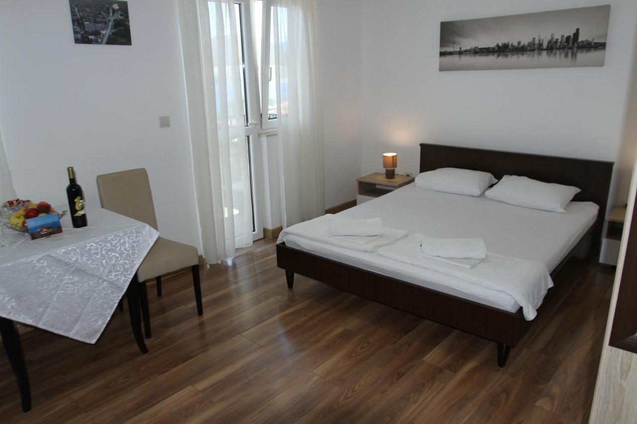 Apartments Muhar Sveti Stefan Exteriér fotografie